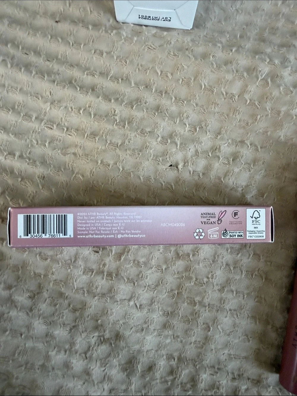 Athr Beauty | Volumizing Mascara in Black